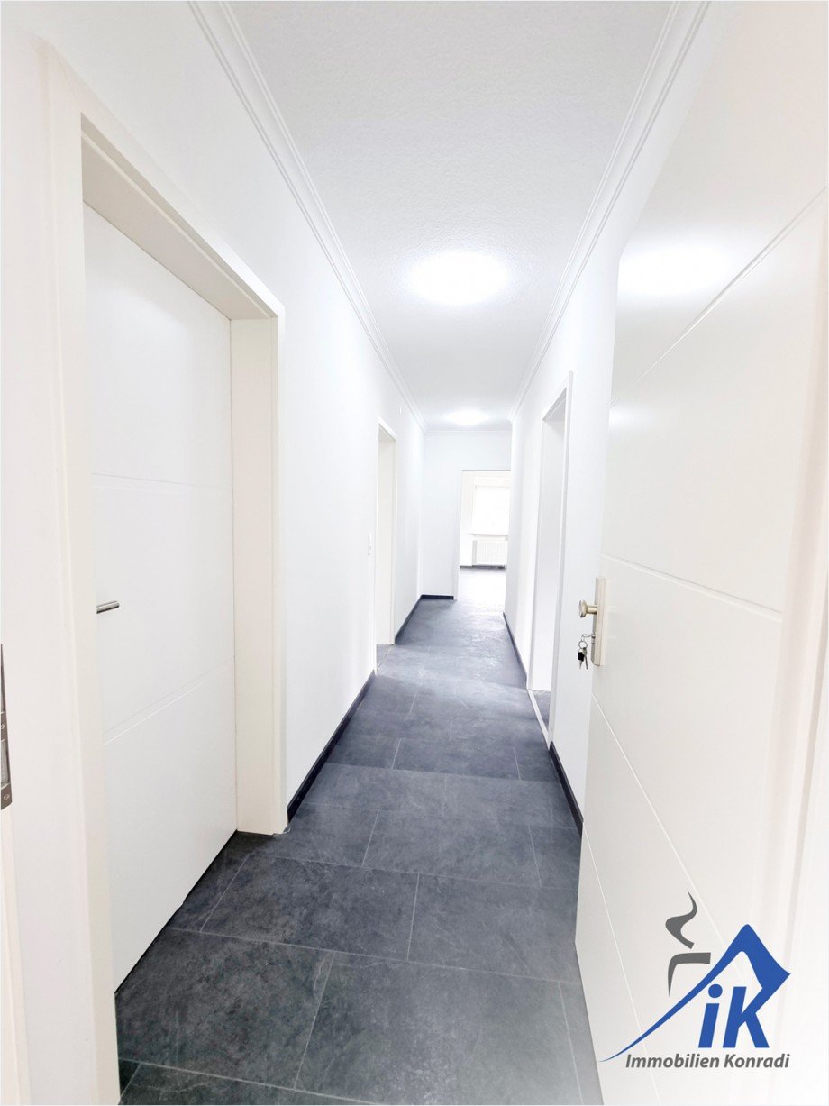 Flur Erdgeschosswohnung Kaiserslautern / Erfenbach