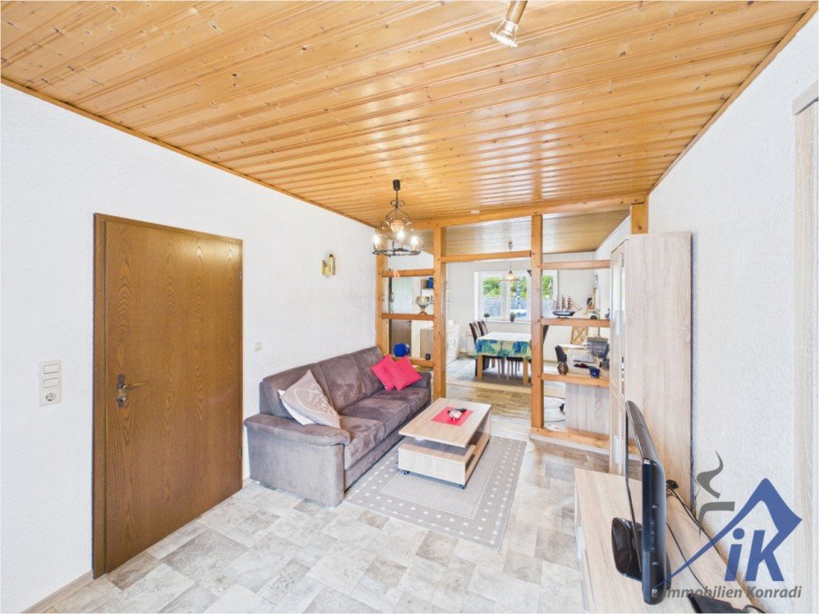 Wohnzimmer EG 1 Zweifamilienhaus Offenbach-Hundheim