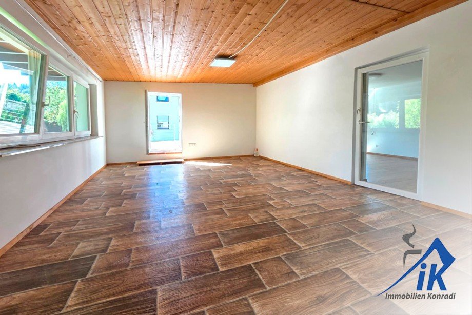 Wohnzimmer OG Zweifamilienhaus KL- Hohenecken