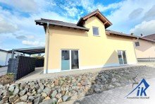 Aussenansicht IK | Siegelbach: Ihr neues Zuhause: Gro�z�giges Einfamilienhaus mit Wohlf�hlcharakter