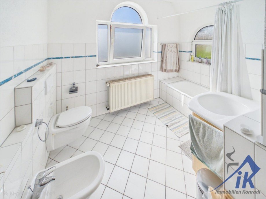 Badezimmer OG Einfamilienhaus Rodenbach