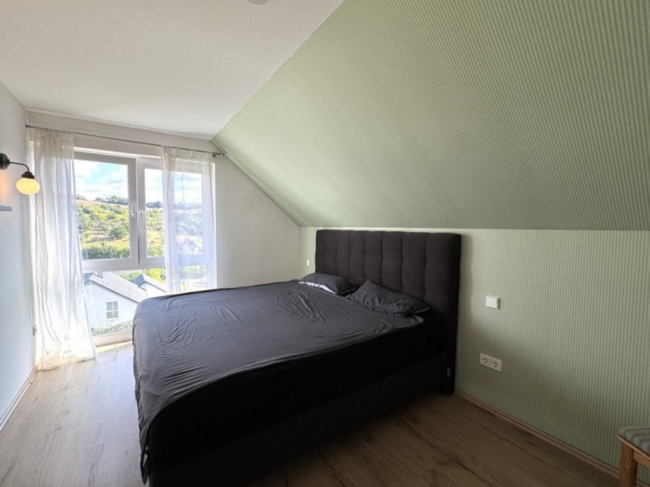 Schlafzimmer1 Einfamilienhaus Altenkirchen
