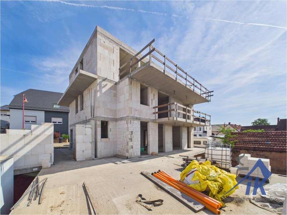 Terrassenansicht Zweifamilienhaus Gries