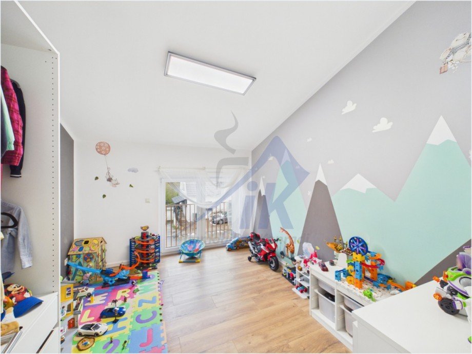 Kinderzimmer OG Zweifamilienhaus Sch�nenberg