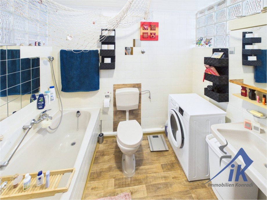 Badezimmer OG Mehrfamilienhaus Contwig