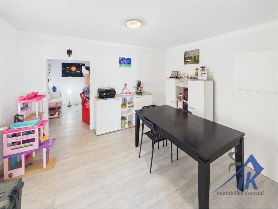 Esszimmer EG Doppelhaush�lfte H�tschenhausen