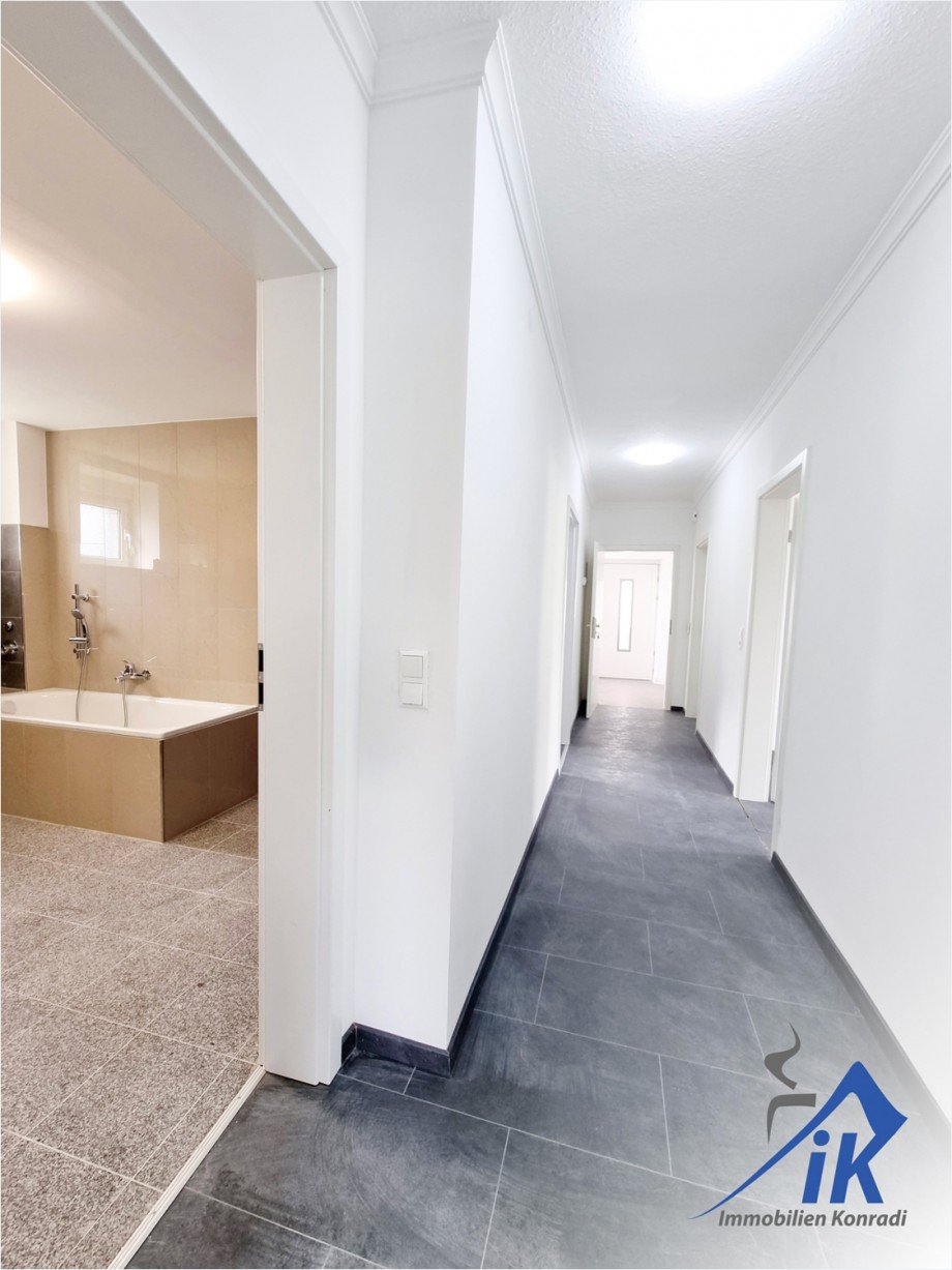 Flur Erdgeschosswohnung Kaiserslautern / Erfenbach