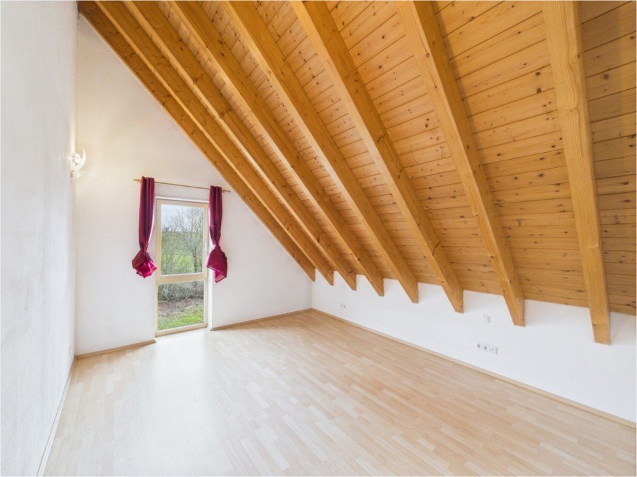 Schlafzimmer 1 Einfamilienhaus Kaiserslautern / Erfenbach