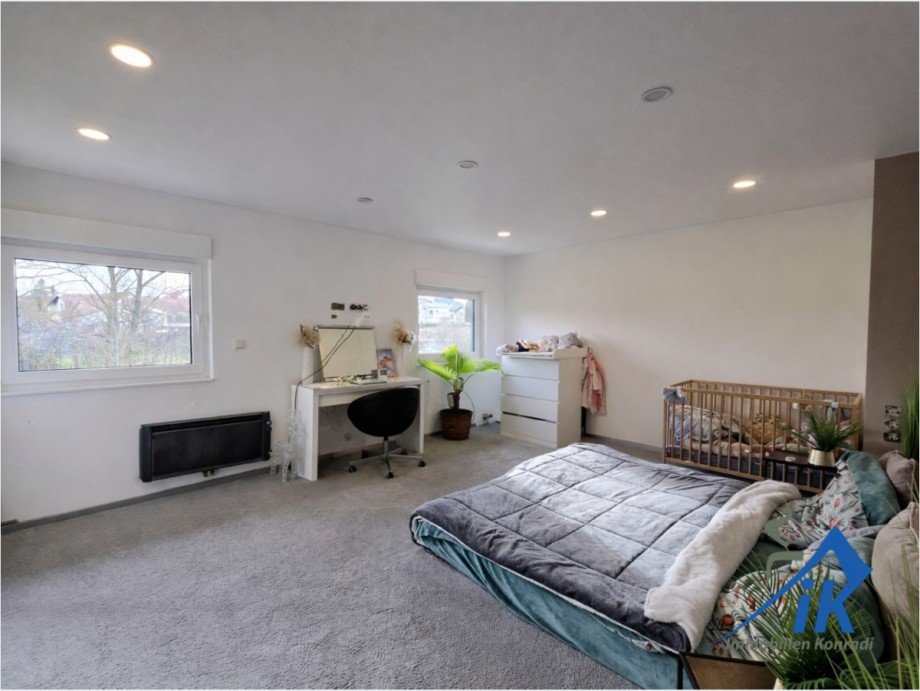 Schlafzimmer OG Doppelhaush�lfte Nanzdietschweiler