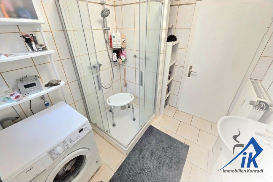 Badezimmer EG Zweifamilienhaus Homburg / Kirrberg