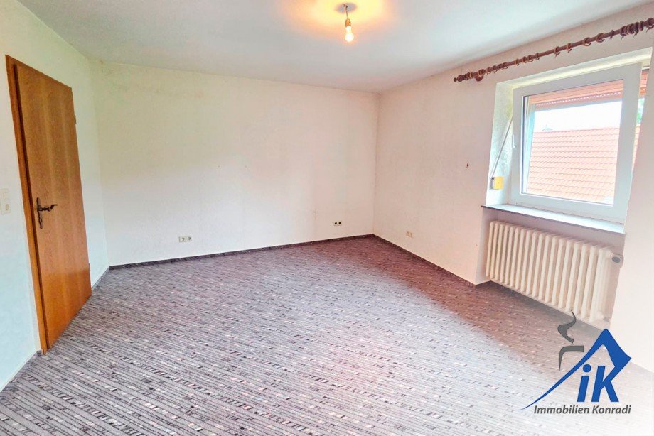 Schlafzimmer OG Einfamilienhaus Theisbergstegen / Godelhausen