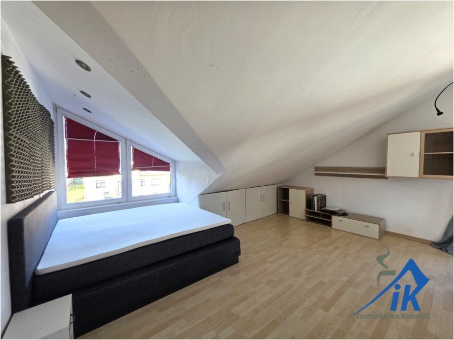 Schlafzimmer DG Zweifamilienhaus Mehlbach