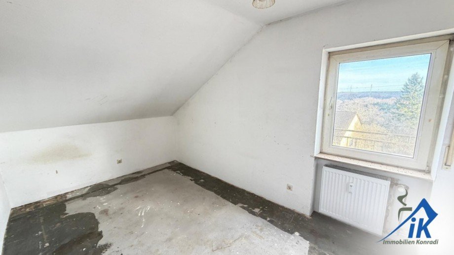 Schlafzimmer Dachgeschosswohnung Schauerberg