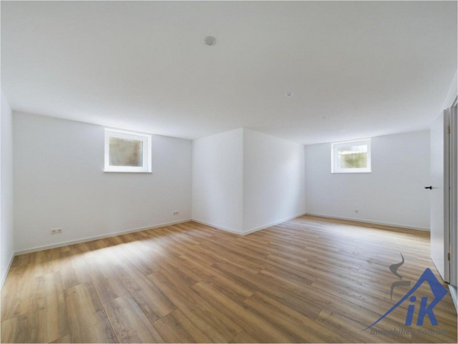 Schlafzimmer Doppelhaush�lfte Kaiserslautern