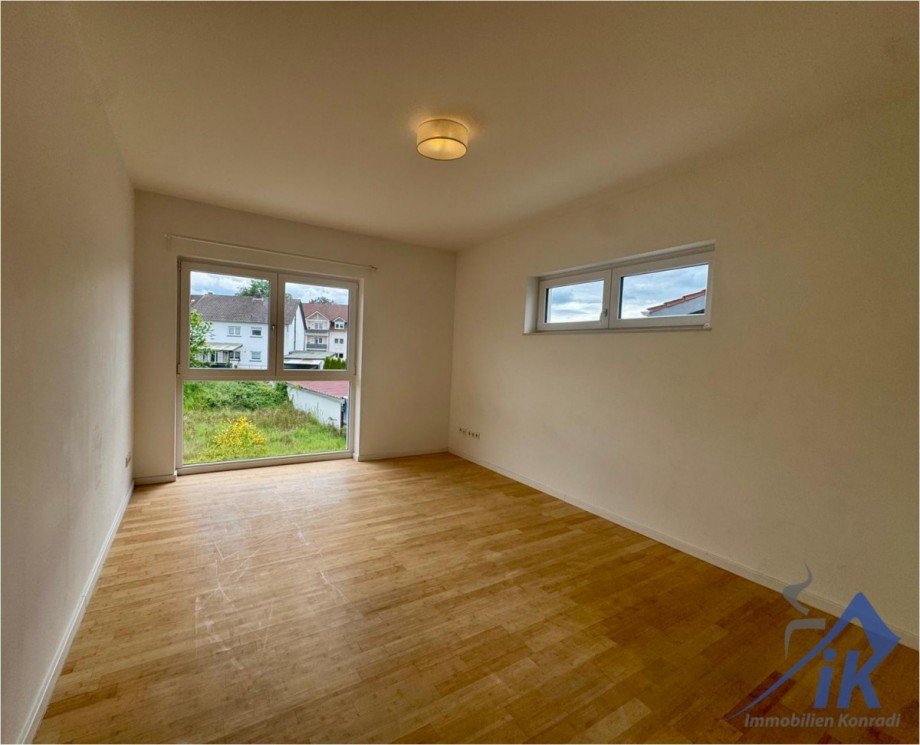 Schlafzimmer Doppelhaush�lfte Waldmohr