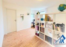 Zimmer IK| Saarbr�cken: komplett renovierte Wohnung, nur 5 Minuten zur Universit�t