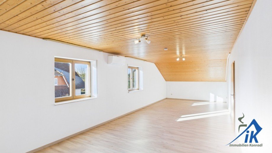 Schlafzimmer OG Einfamilienhaus H�tschenhausen