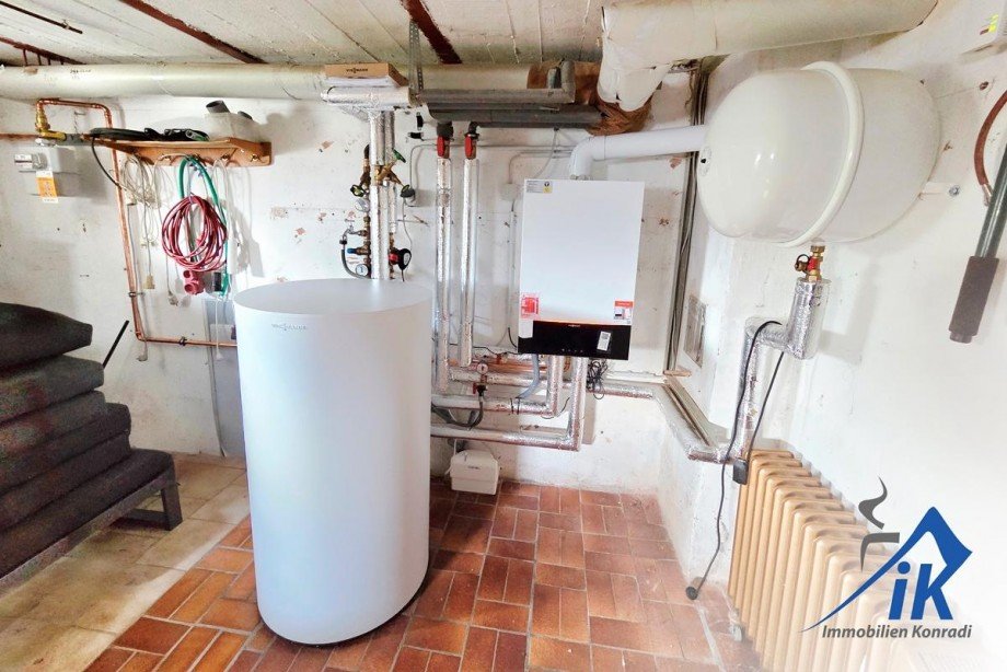 Heizungsraum Keller Zweifamilienhaus Sch�nenberg-K.