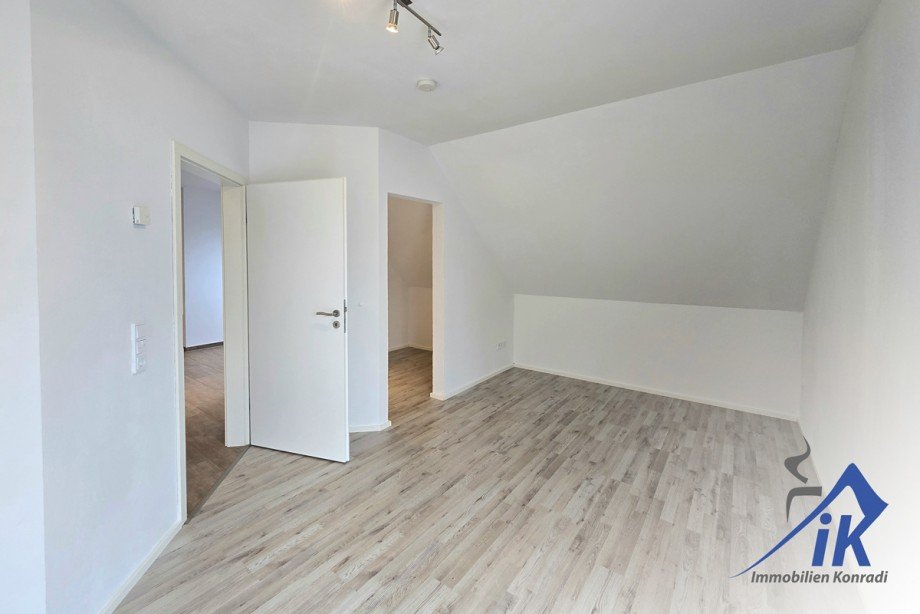 Schlafzimmer 2 Einfamilienhaus Reichenbach-Steegen