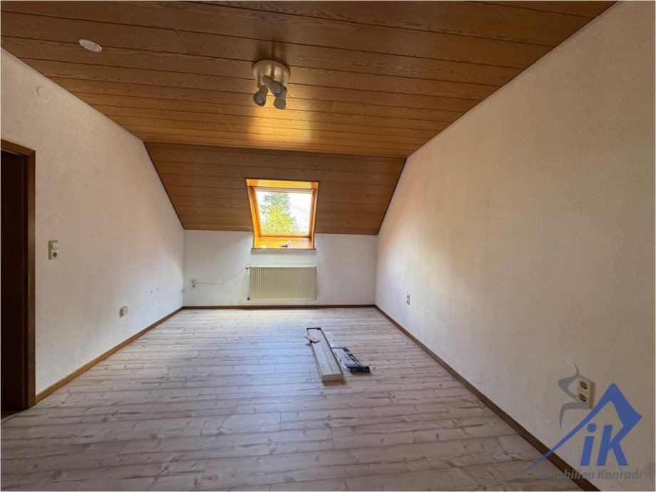 Zimmer OG Einfamilienhaus Sch�nenberg-K�belberg