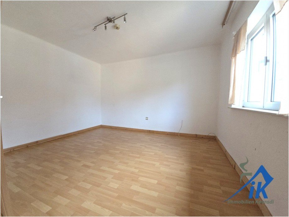 Schlafzimmer OG Einfamilienhaus Niedermohr