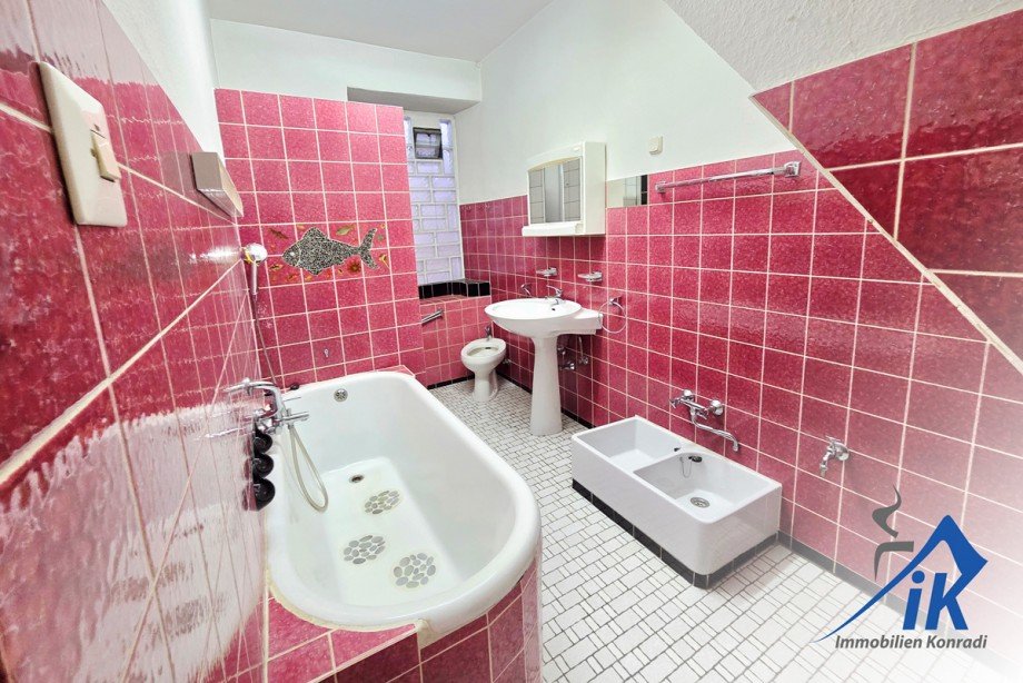 Badezimmer OG Einfamilienhaus Lauterecken