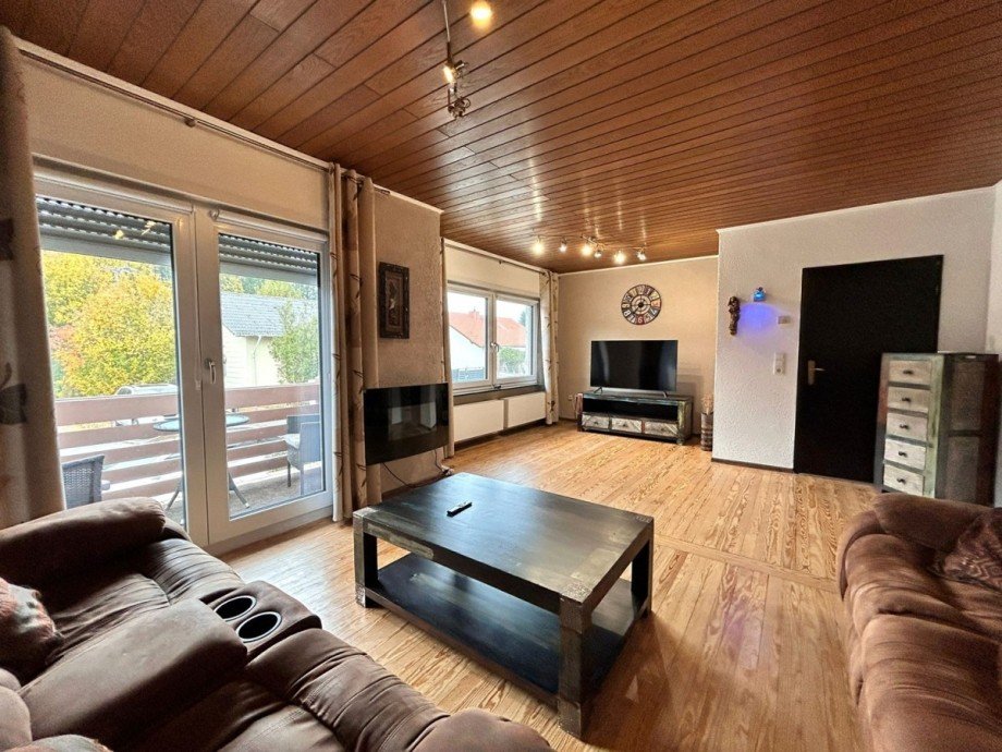 Wohnzimmer Doppelhaush�lfte Hauptstuhl