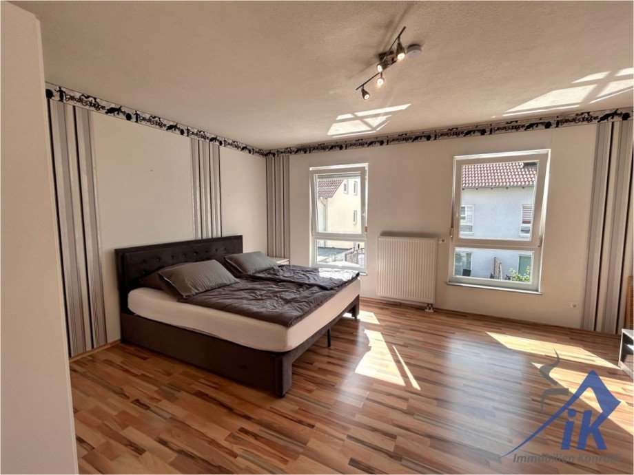 Schlafzimmer OG Doppelhaush�lfte Kaiserslautern