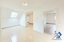 Flur DG IK | Siegelbach: Ihr neues Zuhause: Gro�z�giges Einfamilienhaus mit Wohlf�hlcharakter
