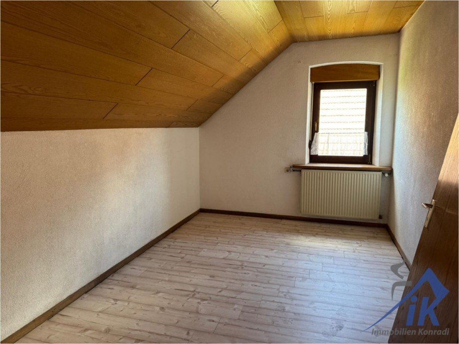 Zimmer OG Einfamilienhaus Sch�nenberg-K�belberg
