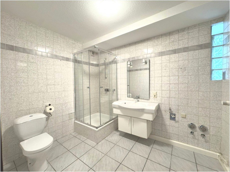 Badezimmer Etagenwohnung Landstuhl