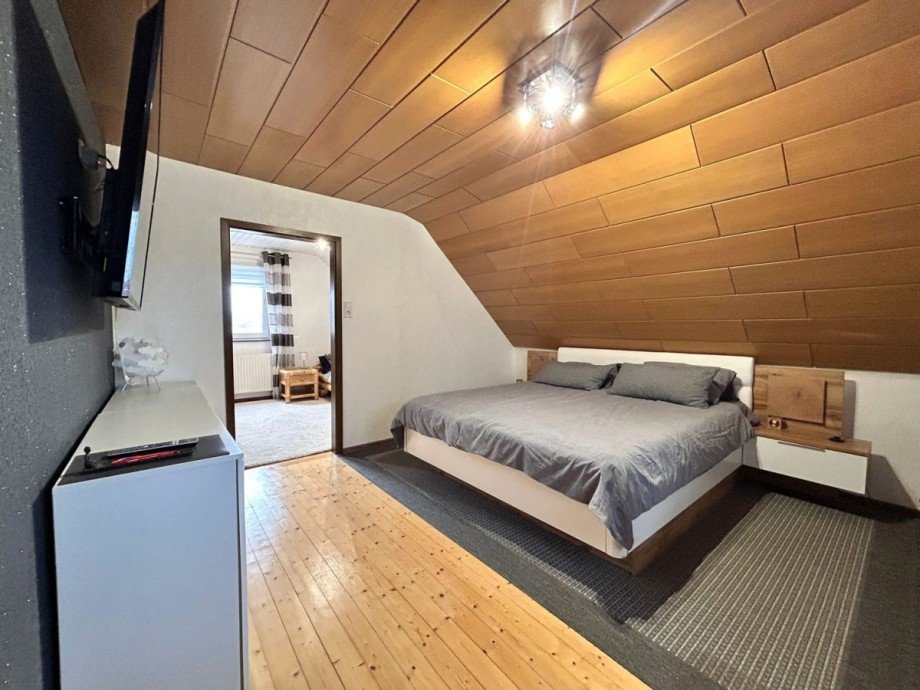 Schlafzimmer1 Doppelhaush�lfte Hauptstuhl