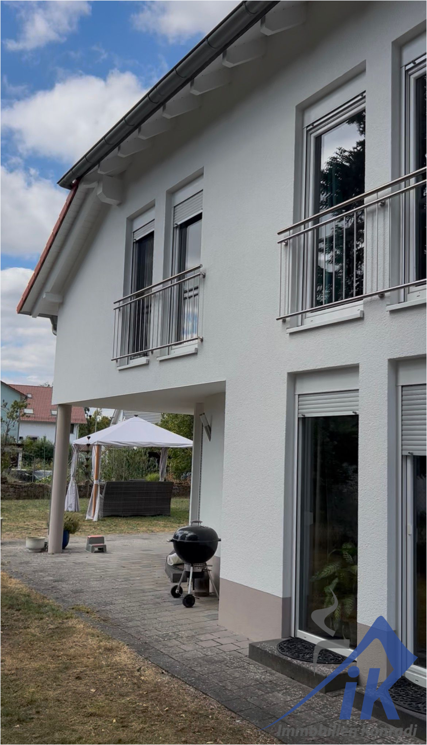 Hausansicht Einfamilienhaus Hauptstuhl
