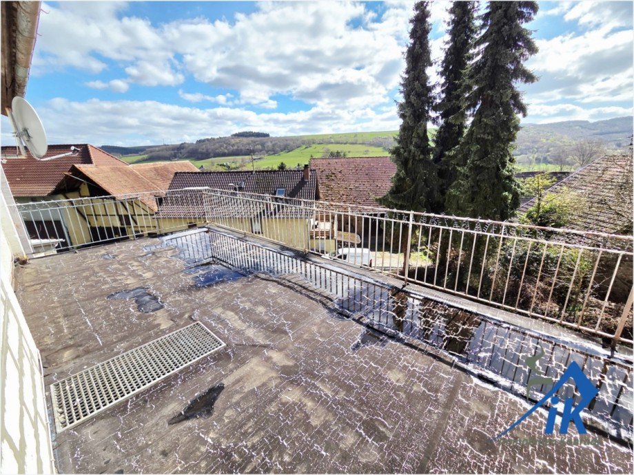 Balkon Mehrfamilienhaus Sankt Julian