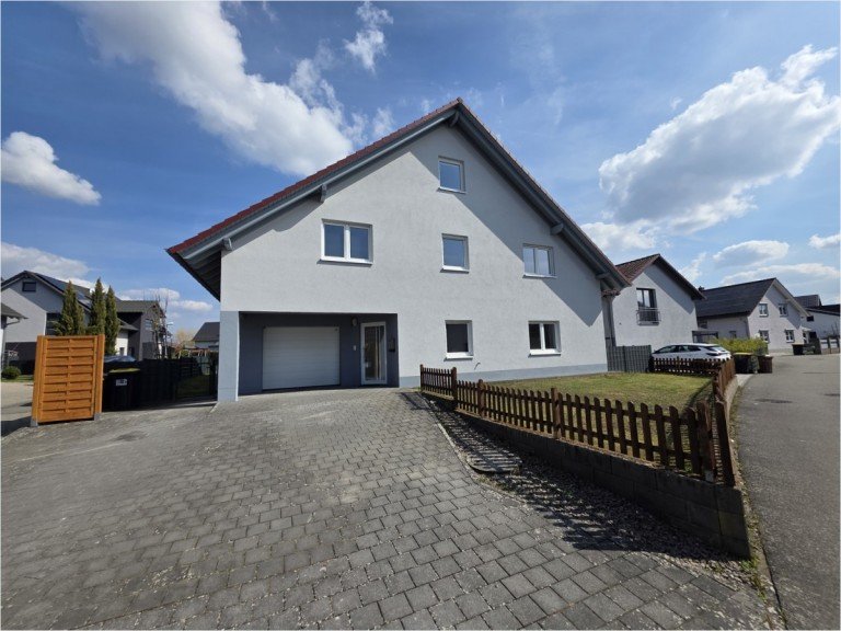 Au�enansicht Kaiserslautern / Siegelbach Einfamilienhaus IK | Siegelbach: Sch�nes Einfamilienhaus in ruhiger Lage mit viel Raum f�r die ganze Familie