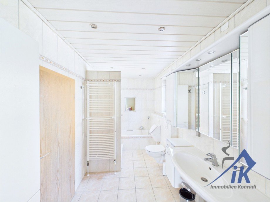 Badezimmer EG Einfamilienhaus Mackenbach