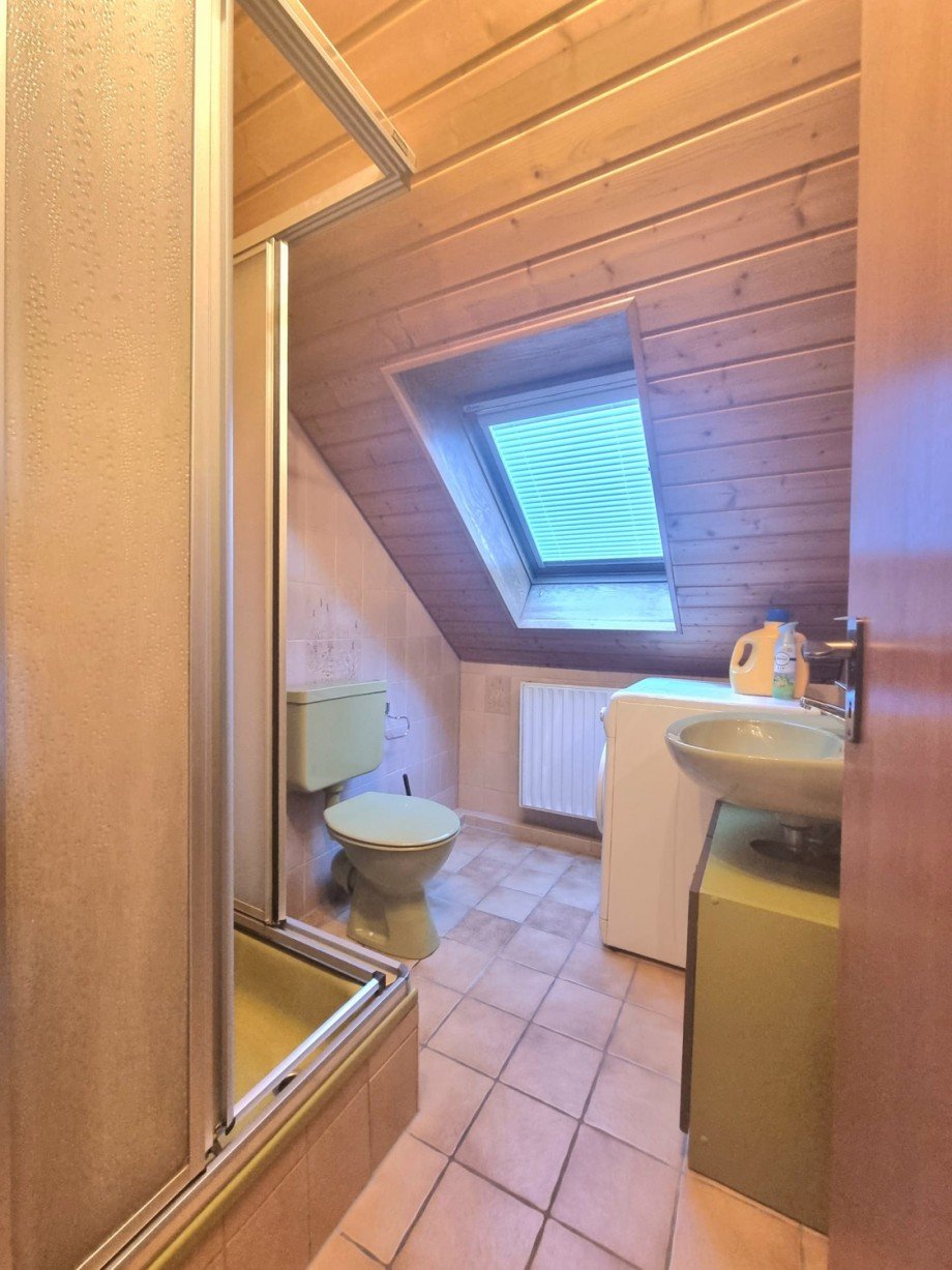 Badezimmer OG Einfamilienhaus Landstuhl