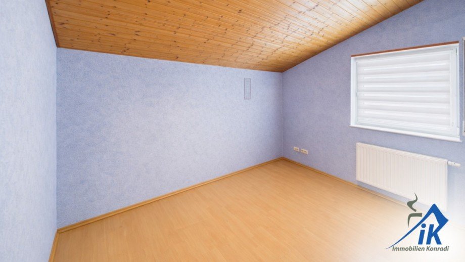 Schlafzimmer OG Einfamilienhaus Kindsbach