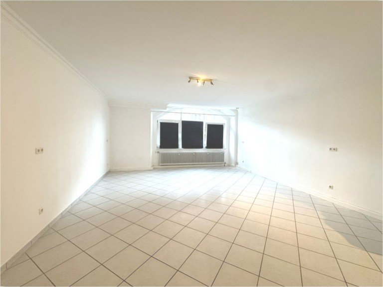 Wohnzimmer Landstuhl Etagenwohnung IK| Landstuhl - Sch�ne 2-Zimmer-Wohnung im Stadtzentrum