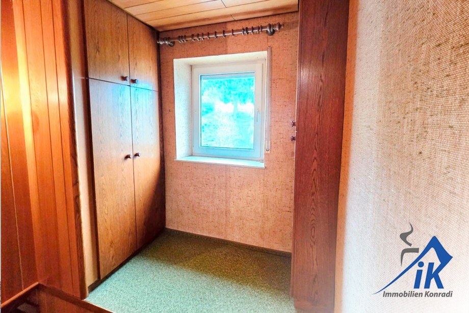 Einbauschr�nke OG Einfamilienhaus Theisbergstegen / Godelhausen