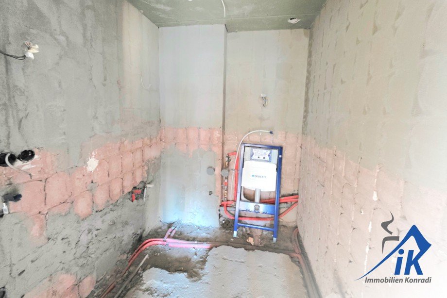 1OG links Mehrfamilienhaus Pirmasens