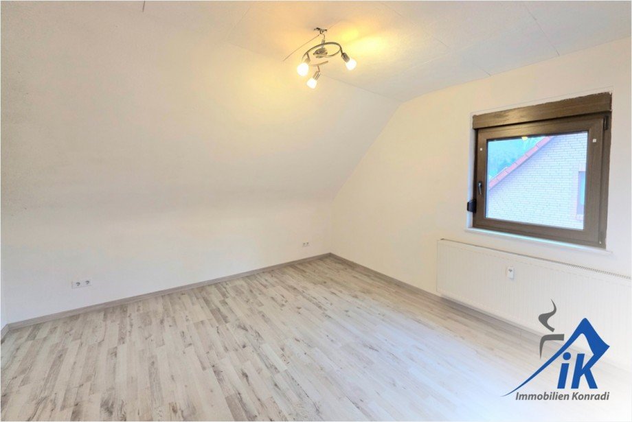 Wohnzimmer OG Zweifamilienhaus Homburg / Kirrberg